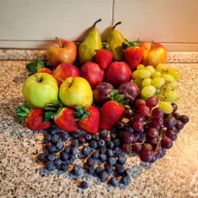 Běžné druhy ovoce ve výživě papoušků