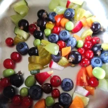 Běžné druhy ovoce ve výživě papoušků