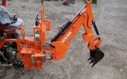 Podkop za traktor CRONIMO DH-7