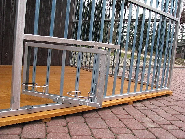 Kotec pro psy doprava a montáž zdarma po ČR