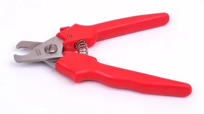 Profi potřeby pro úpravu strsti a drápků