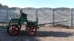 Bryčky a kočáry