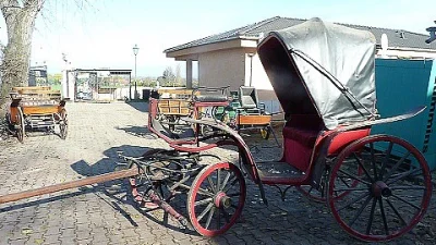 Bryčky a kočáry