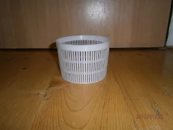 Lis na lisování sýrů a tvarohu + forma na sýr zdar