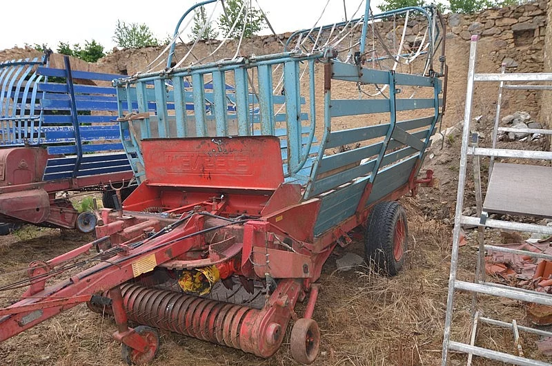 Sběrací vůz Mengele 17 kubíků s řezáním