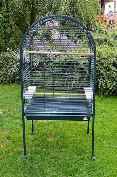 PRODÁM KLEC PRO STŘEDNÍ A VELKÉ PAPOUŠKY