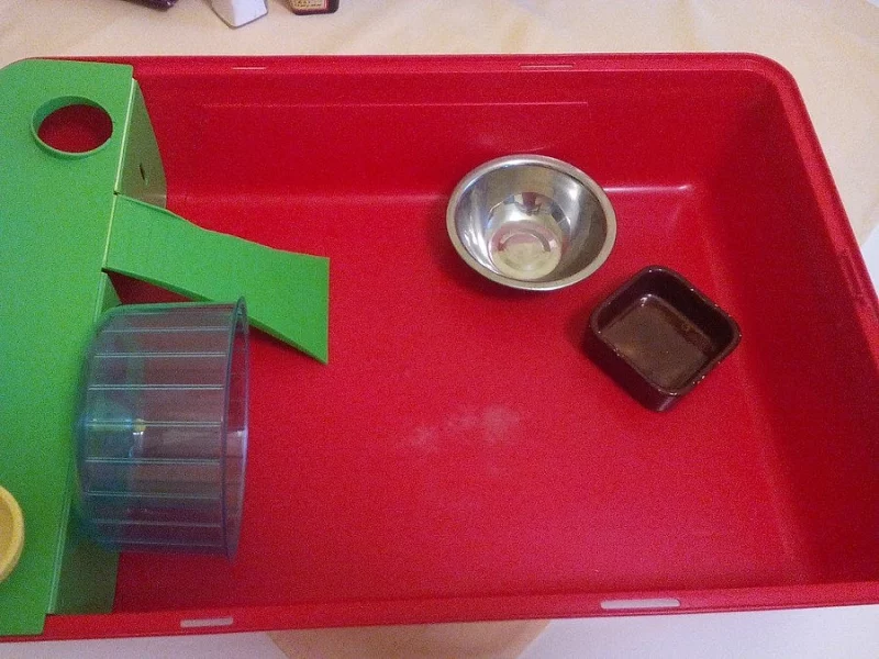 Box Rody Hamster - červený