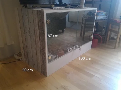 Prodám terárium po hadovi + příslušenství 100x67x50