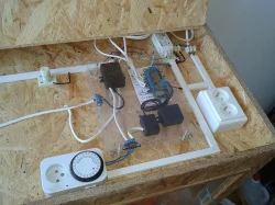 Prodej kompletu terárií