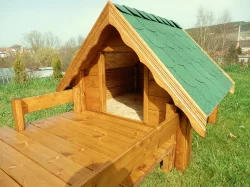 Krásná originální psí bouda