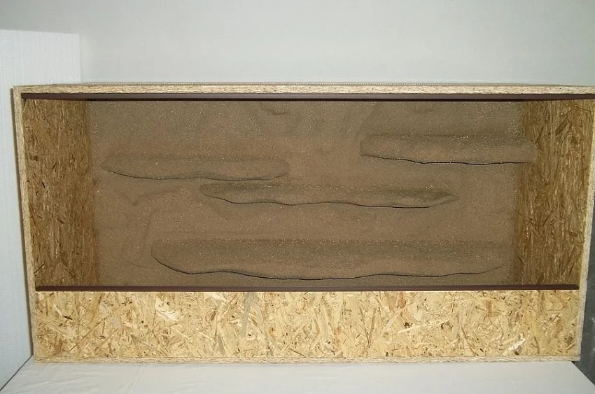 Terárium 100x50x50 s pozadím pro agamy