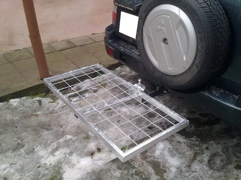 Pákový rychloupínací systém na tažné zařízení