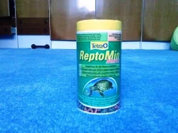 Krmivo pro vodní želvy