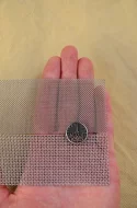 Nerezová tkanina (síťka), vodící lišta (kolejnička)
