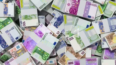 2000 €
