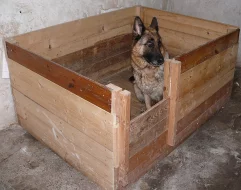 Porodní box-bedna