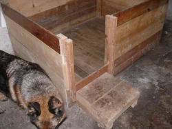 Porodní box-bedna