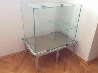 Prodam akvarium/terarium pro  vodni zelvy