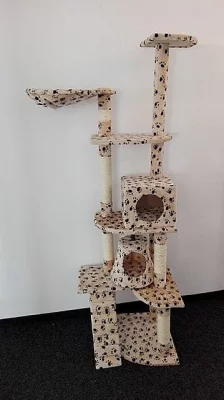Nové škrabadlo s výškou 190 cm