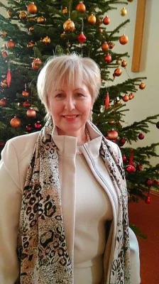 nude kredite između posebice ozbiljan