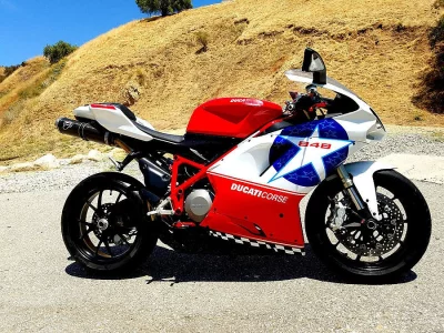 2010 Ducati Monster 696