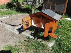 Prodám levně klece,holubníky,budky,kotce,boudy,voliéry