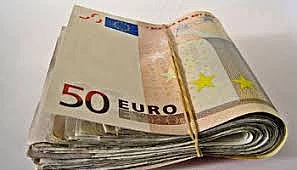 nude kredite između posebice ozbiljan