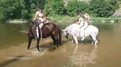 Letní tábor u koní pro děti .