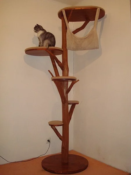 Kočičí strom /škrabadlo/kočka/koťata/odpočívadlo