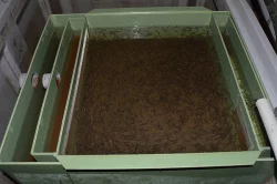 Přepravní bedny na ryby, odchovné nádrže, žlaby, líhňařina