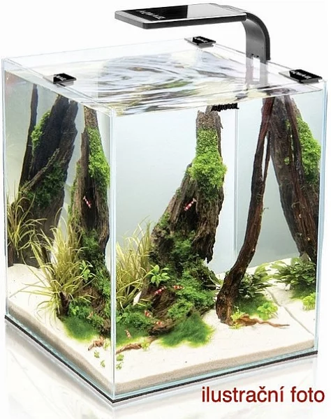 Prodám akvarijní set.