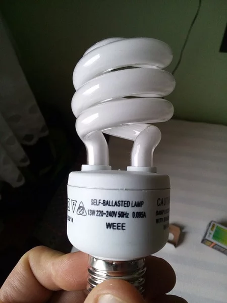 Žárovka REPTILE UVB 150 13 W