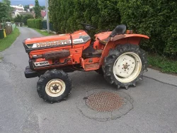 Hinomoto E 1804, malotraktor 18Hp
