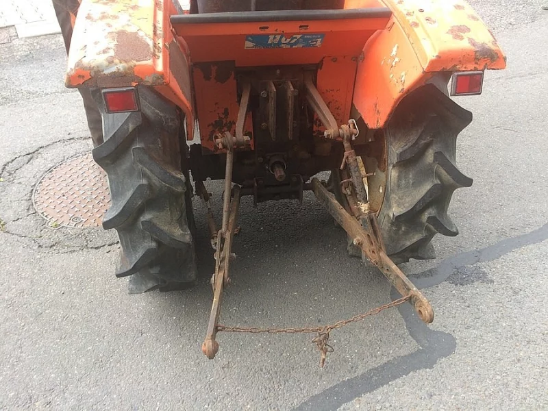 Hinomoto E 1804, malotraktor 18Hp