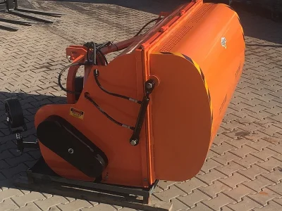 Mulčovač s košem FC-160, mulčovač za traktor