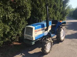 Japonský kompaktní traktor Mitsubishi MT1801D