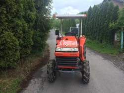 Malotraktor Kubota Sunschine L195 se stříškou
