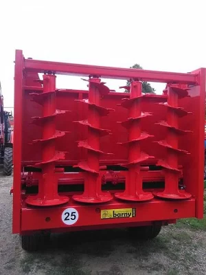 Rozmetadlo chlévské mrvy