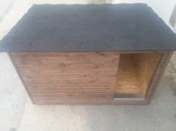 Nová zateplená bouda pro psa / psí bouda