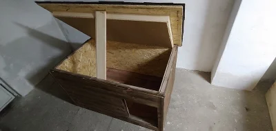 Nová zateplená bouda pro psa / psí bouda