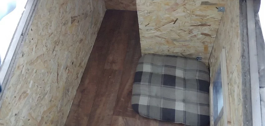 Nová zateplená bouda pro psa / psí bouda VÝPRODEJ SKLADU
