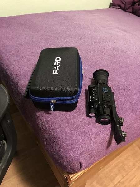 Noční vidění PARD 008 s montáží