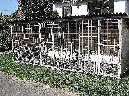 prodám dřevnik