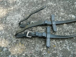 kožený nákrčník, otěže cob a třásně proti hmyzu WB