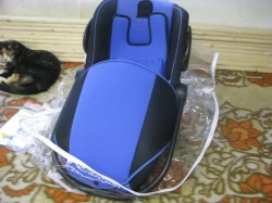 Krásnou autosedačku.