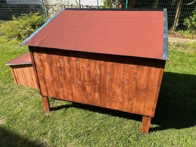 Zateplený kurník pro 10 slepic