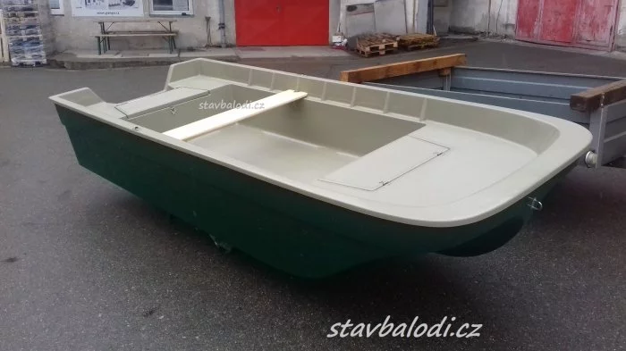 Rybářský člun, pramice, loď Karolina 370