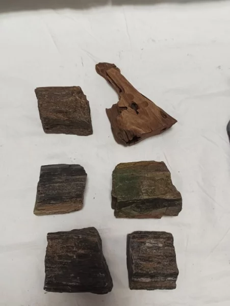 Sada akvarijních kamenů+kořen