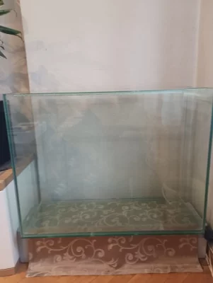 SLEVA Prodám akvárium 220l