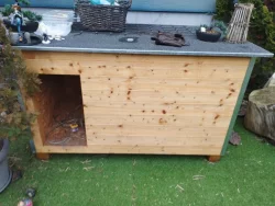 Bouda, zateplena pro psy